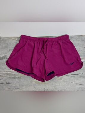 Nike Women's Fuchsia Athletic Dri Fit Running Shorts size Medium (G-56)